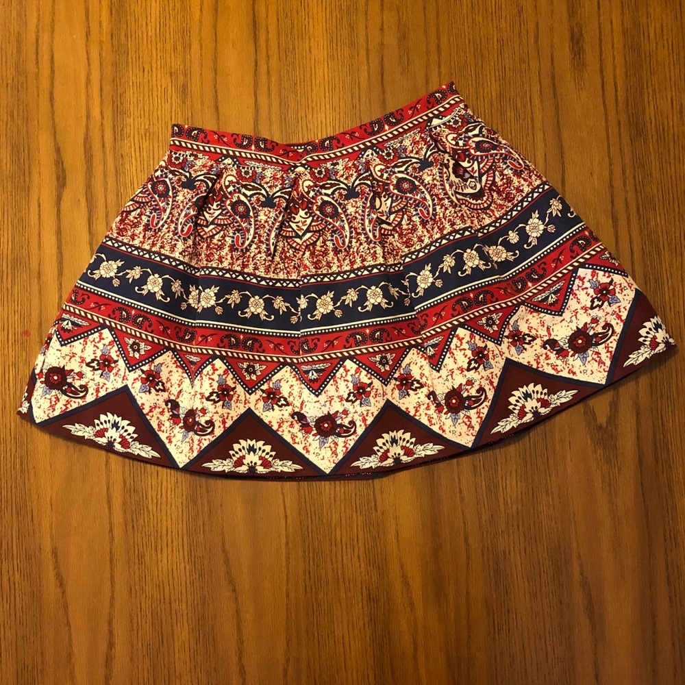 Girls pattern skirt